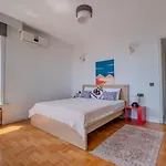 5-Bedroom Apartment With Sea View